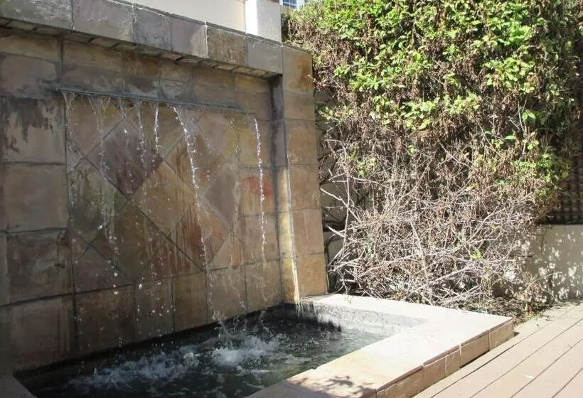 Aamiaismajoitus (B&B) Mt Bijoux Preferred Accommodation