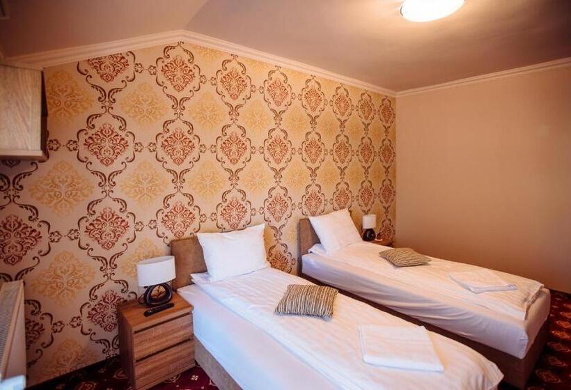 هتل Aries Vârtop