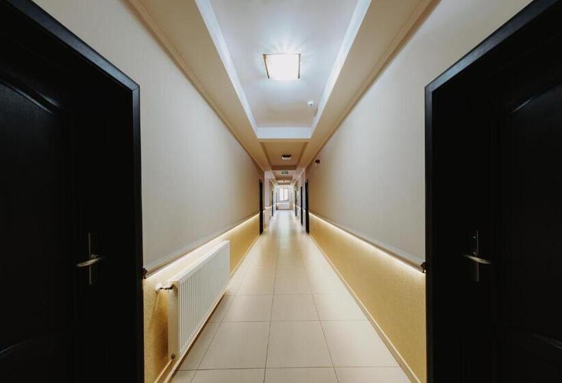 هتل Aries Vârtop