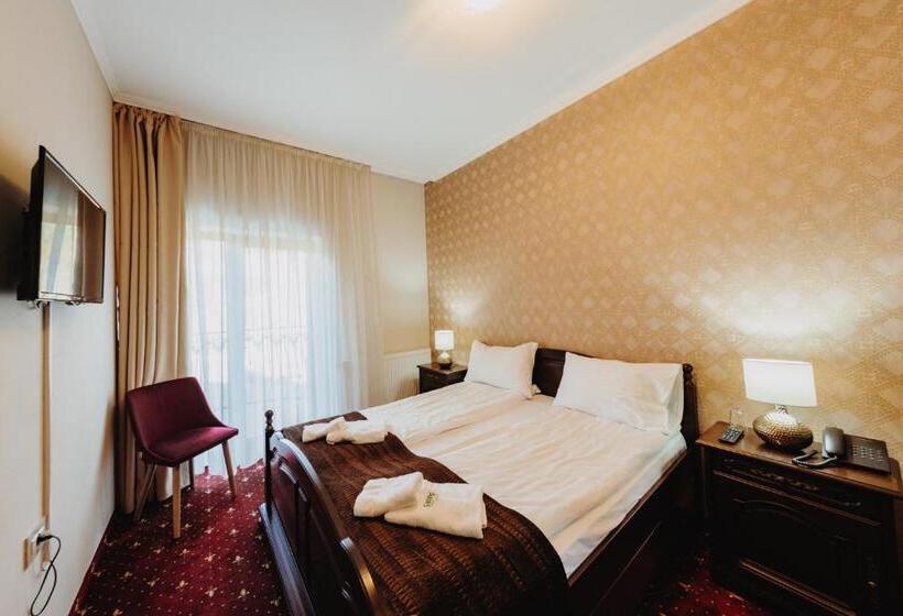 هتل Aries Vârtop