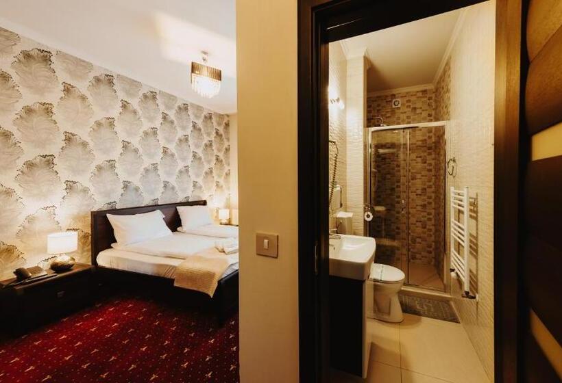 هتل Aries Vârtop