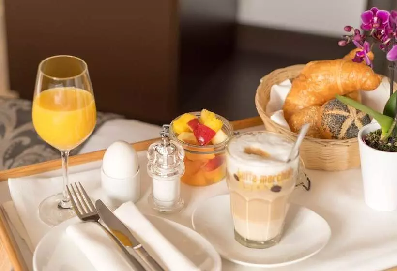 Hotelli Gasthof Bären Oberbipp