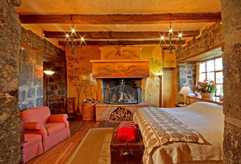 فندق Hacienda San Agustin De Callo