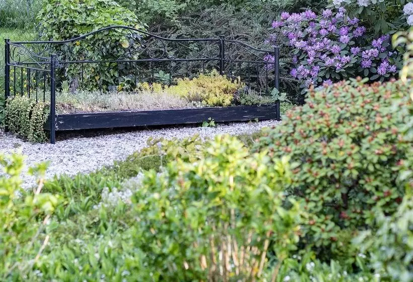 Hotelli Haus Nachtigall   B&b