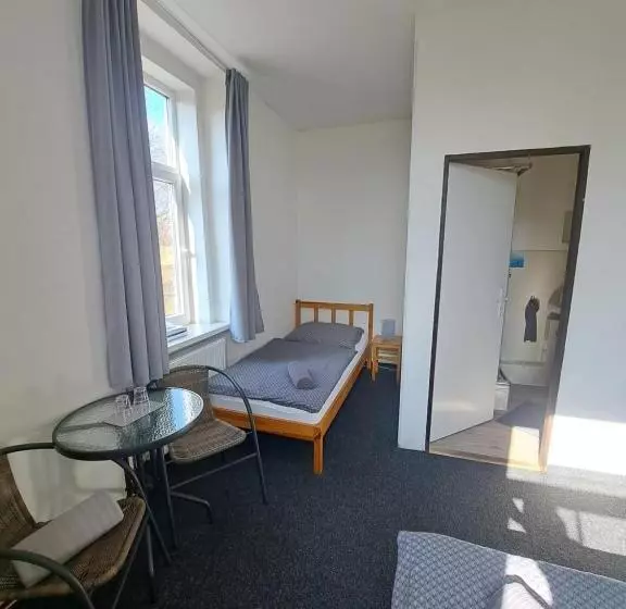 Hotelli Pension U Johnů