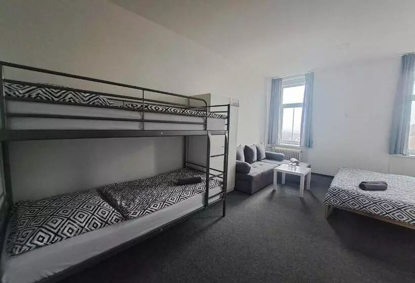 Hotelli Pension U Johnů