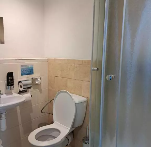 Hotelli Pension U Johnů