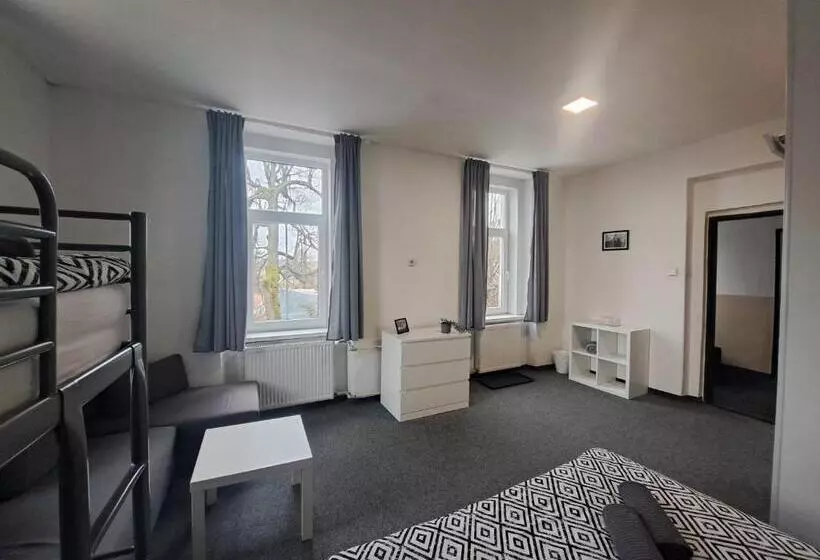 Hotelli Pension U Johnů