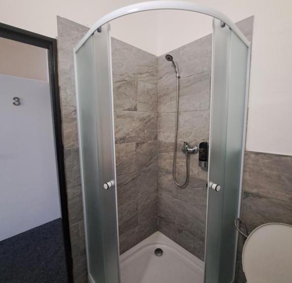 Hotel Pension U Johnů