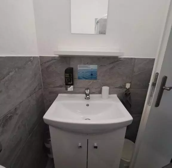 Hotelli Pension U Johnů