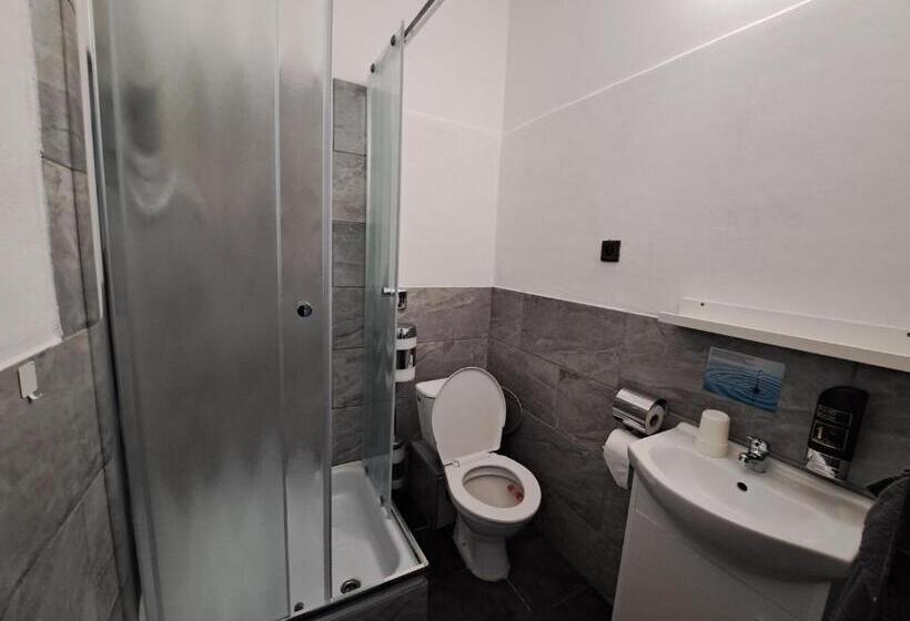 Hotel Pension U Johnů