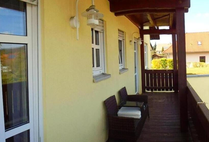 Отель & Restaurant Am Rosenhügel