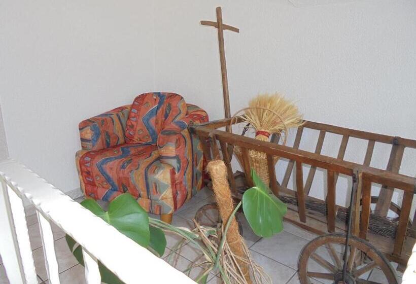 Отель & Restaurant Am Rosenhügel