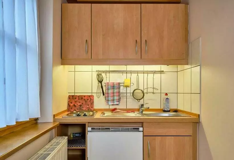 Majatalo Apartment Landhotel Zum Storchennest