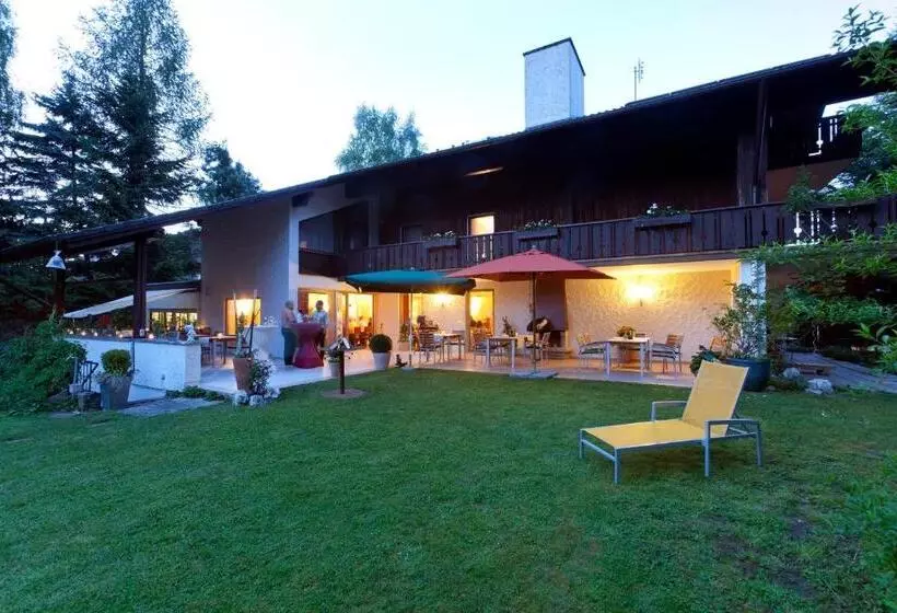 Majatalo Erkheimer Landhaus