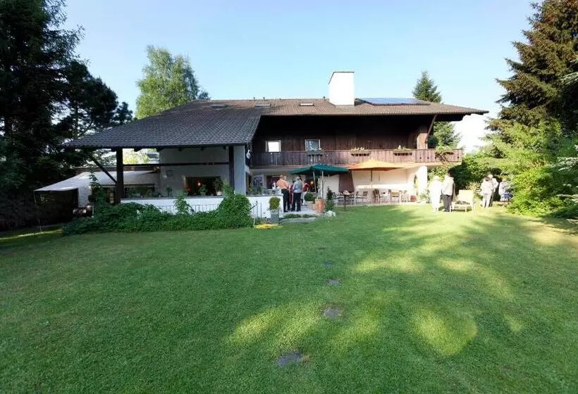 Majatalo Erkheimer Landhaus