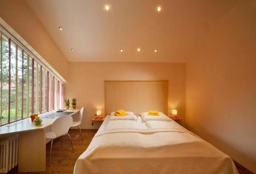 Majatalo Erkheimer Landhaus