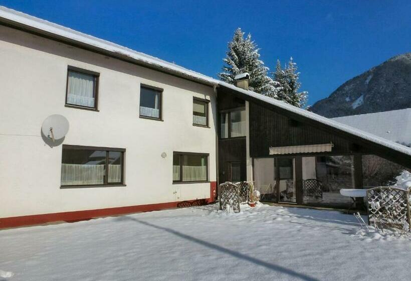 Пансион Haus Tapestry