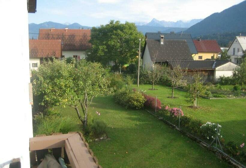 Пансион Haus Tapestry