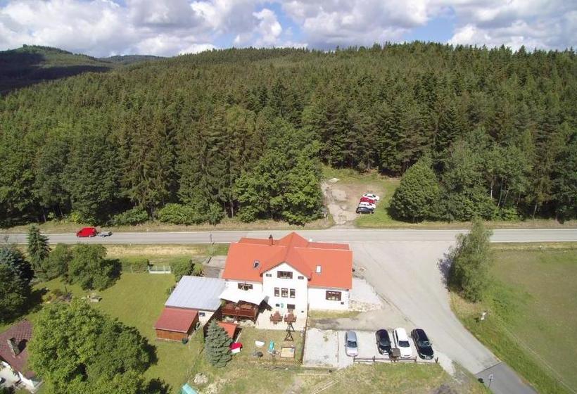 פנסיון Penzion A Restaurace Hostinec Na Letné