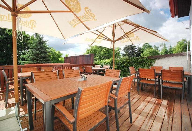 פנסיון Penzion A Restaurace Hostinec Na Letné