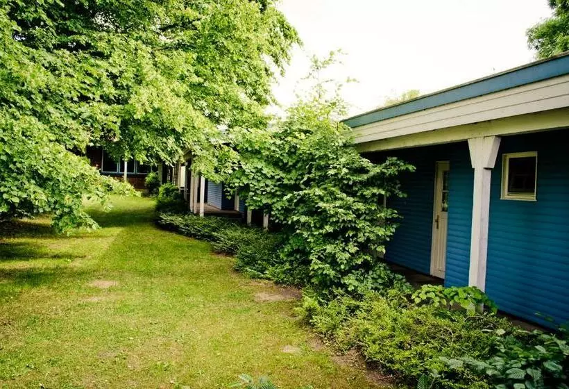 Majatalo Zur Rennbahn