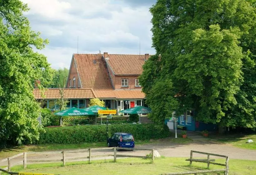 Majatalo Zur Rennbahn