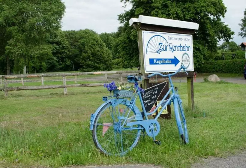 Majatalo Zur Rennbahn