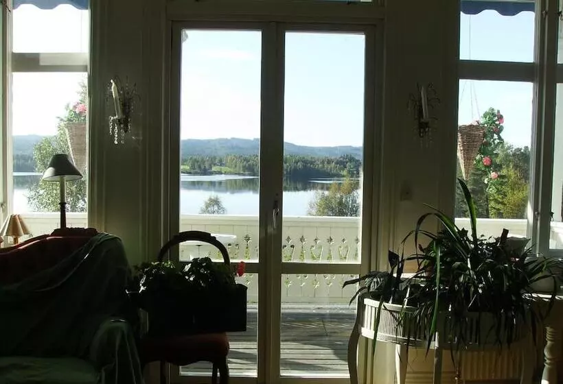 Täljegården Lantgårdshotell