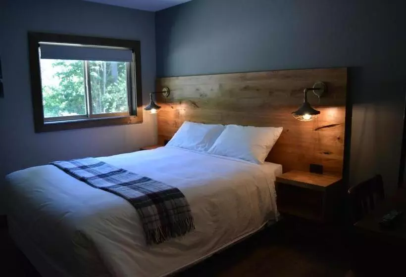 Retkeilymaja Sasquatch Inn