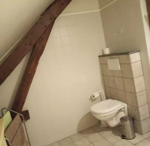 Aamiaismajoitus (B&B) Anousta