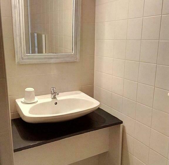 住宿加早餐 Anousta