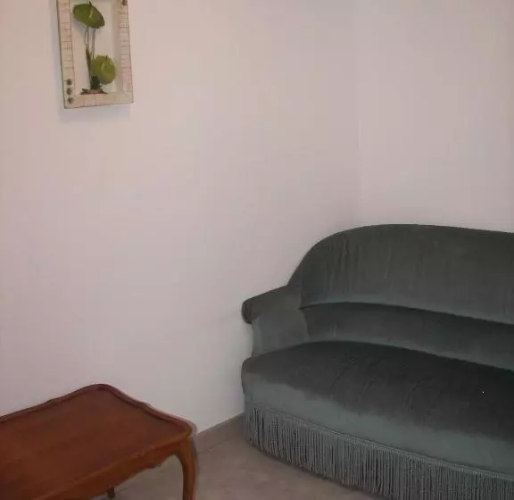 Aamiaismajoitus (B&B) Chambre D'hôtes Les Ormeaux