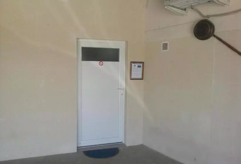 Aamiaismajoitus (B&B) Chambre D'hôtes Les Ormeaux