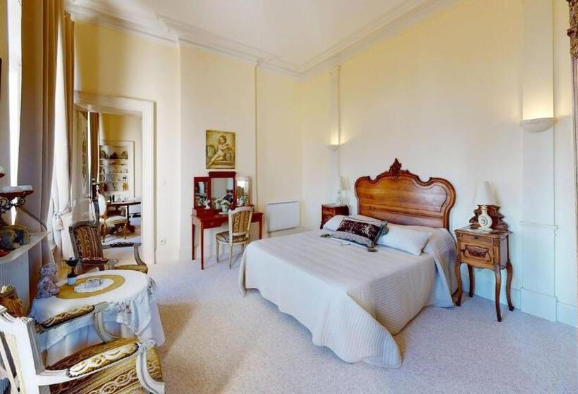 Nocleg ze śniadaniem Château Le Castel Des Anges