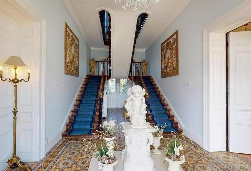 ベッドアンドブレックファースト Château Le Castel Des Anges