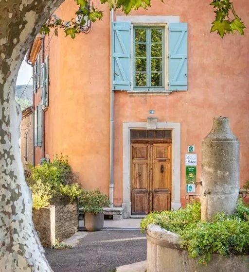 Aamiaismajoitus (B&B) Des Lits Sur La Place