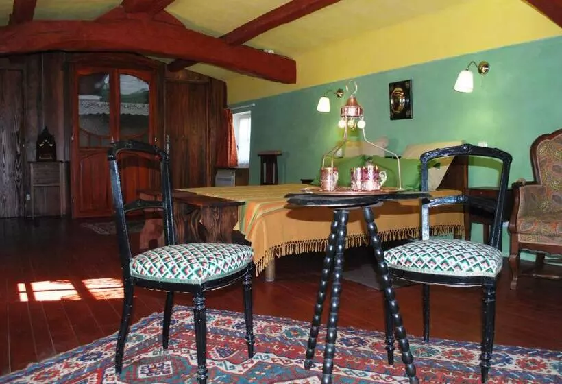 Aamiaismajoitus (B&B) Domaine De Provensol