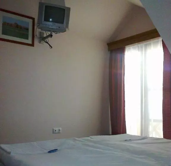 Györgyey Kastély Panzió és étterem