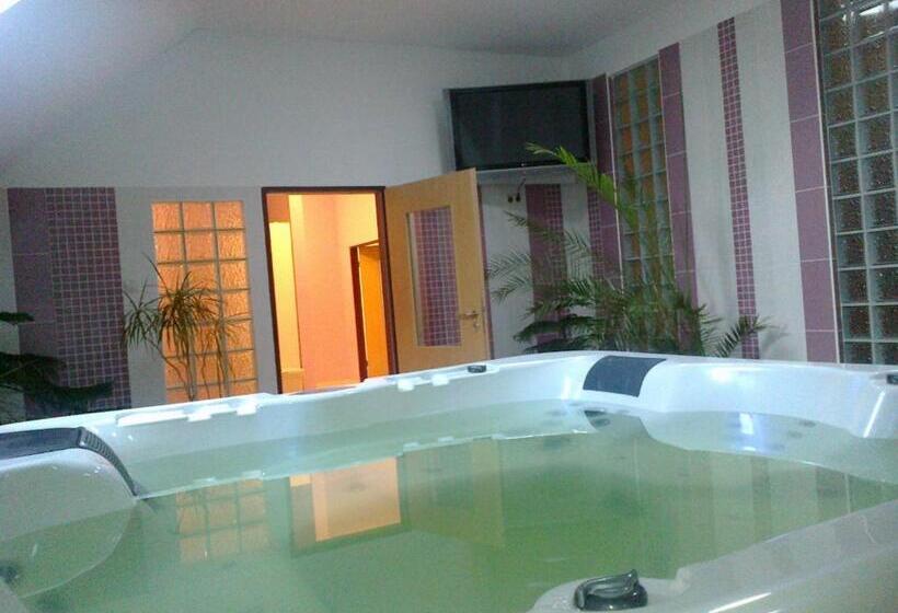 Györgyey Kastély Panzió és étterem