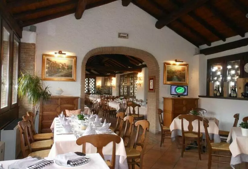 Hotelli Agriturismo Cassinazza