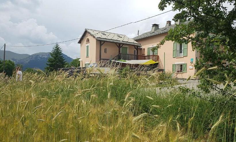 בית מלון כפרי Alto Verdon Gite De La Colle St Michel