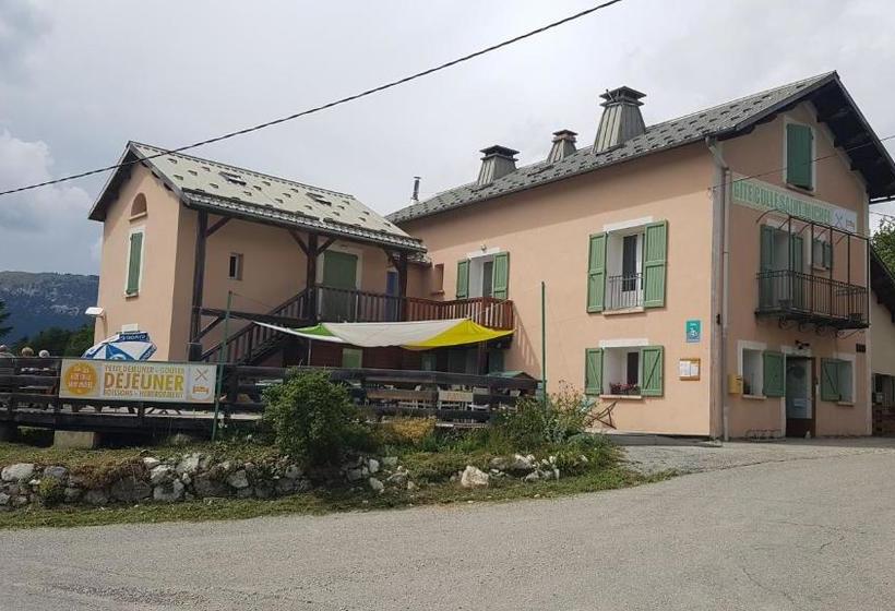 בית מלון כפרי Alto Verdon Gite De La Colle St Michel