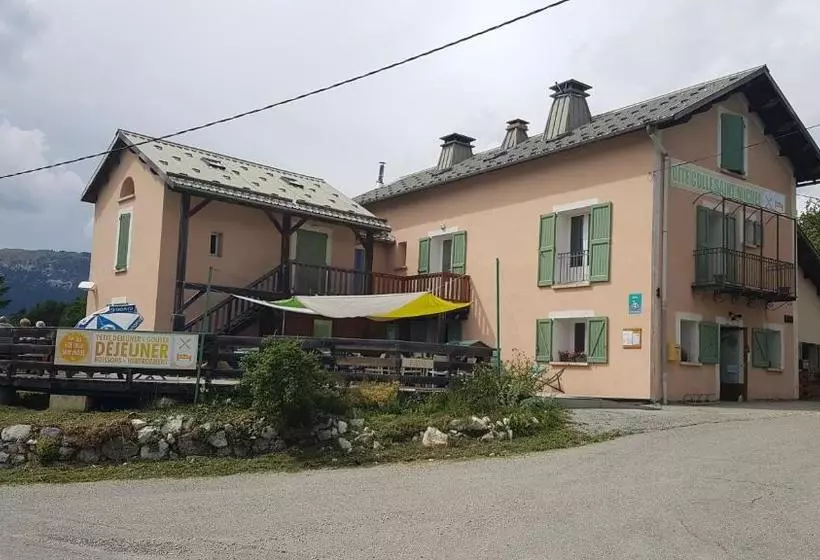 ホテル Alto Verdon Gite De La Colle St Michel