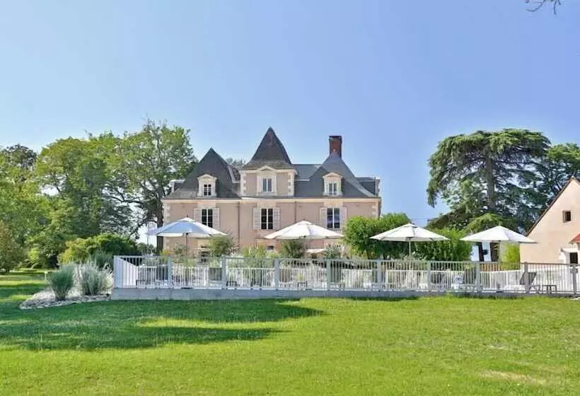 ホテル Hôtel & Restaurant   Le Manoir Des Cèdres   Piscine Chauffée Et Climatisation