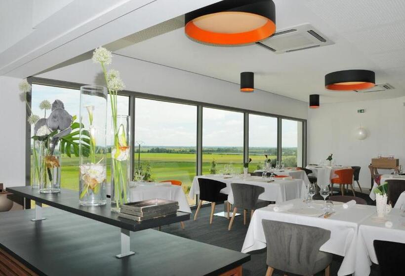 ホテル Hôtel Restaurant L Aquarelle