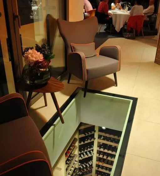 ホテル Hôtel Restaurant L Aquarelle