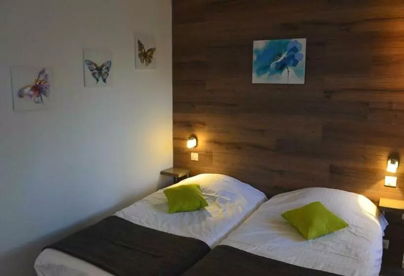 ホテル Hôtel Restaurant La Couronne