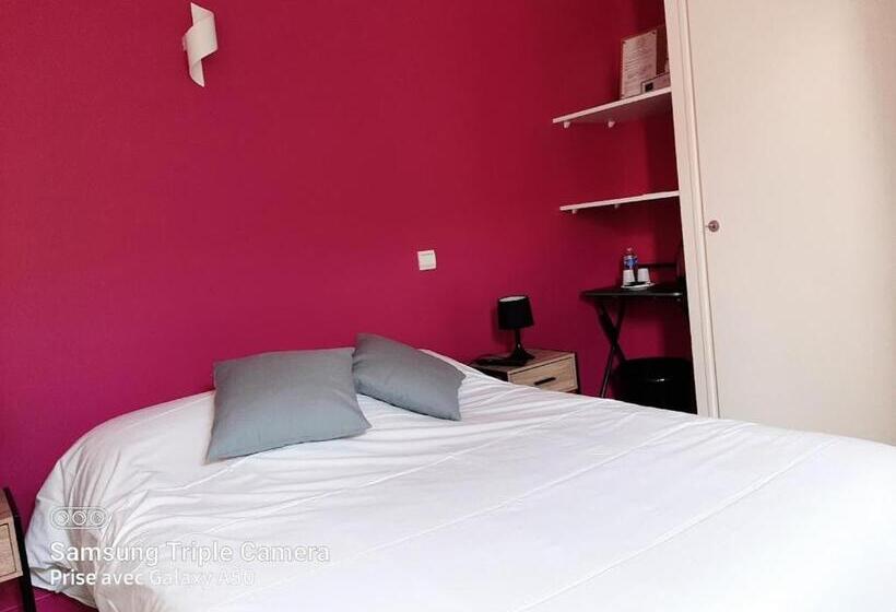 فندق Le Brillet Pontin