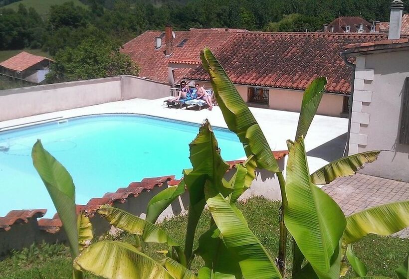 Отель Le Relais Du Chateau